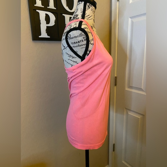 Lululemon Swifty Tank - Size 8 - EUC - Pink 🩷 - Picture 3 of 6